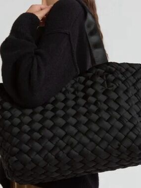 Bcbmaxazria bag